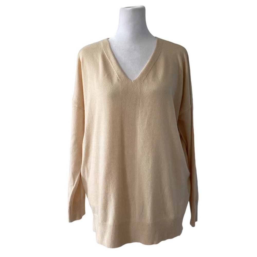 Pink Lily medium sweater v-neck